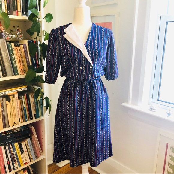 Vintage union made secretary’s dress puff sleeves - Picture 2 of 8